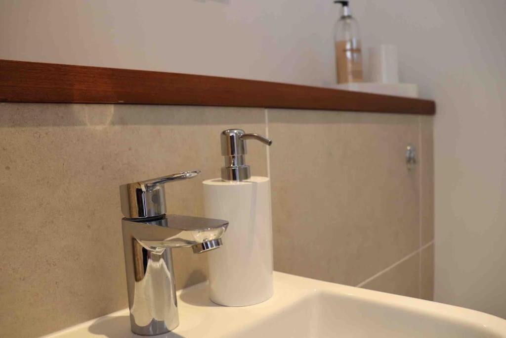 St Agnes Perfect Location, Hot Tub, Sea Views, Gym Apartamento Exterior foto